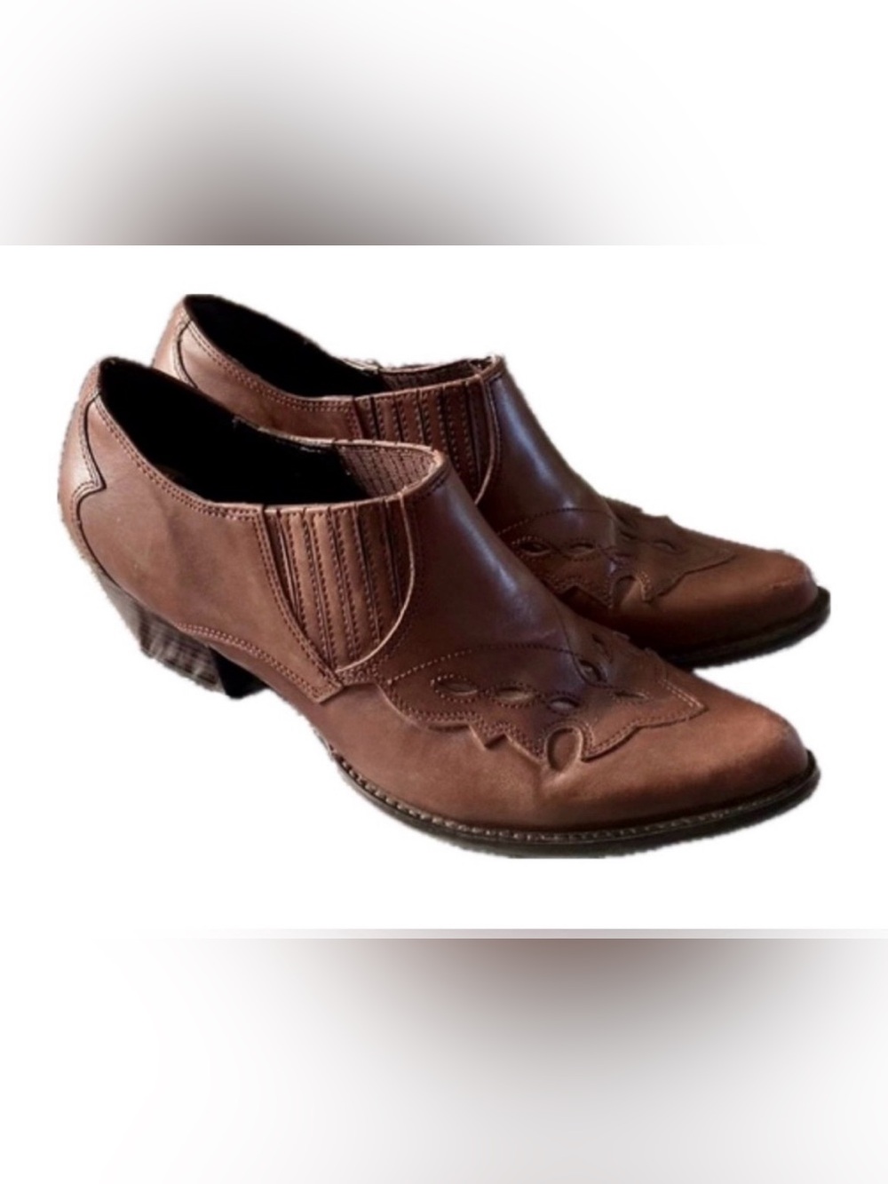 Reba Irene Ankle Boots. Size 9